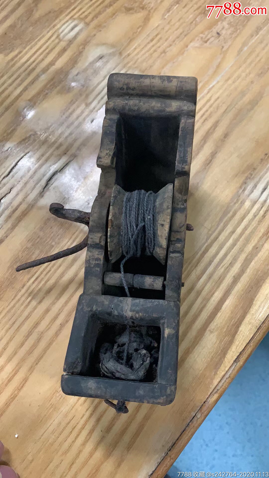 清,楠木老墨斗.雕刻精湛,做工精致.