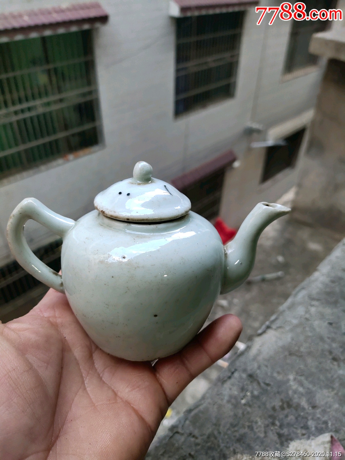 民国小瓷壶