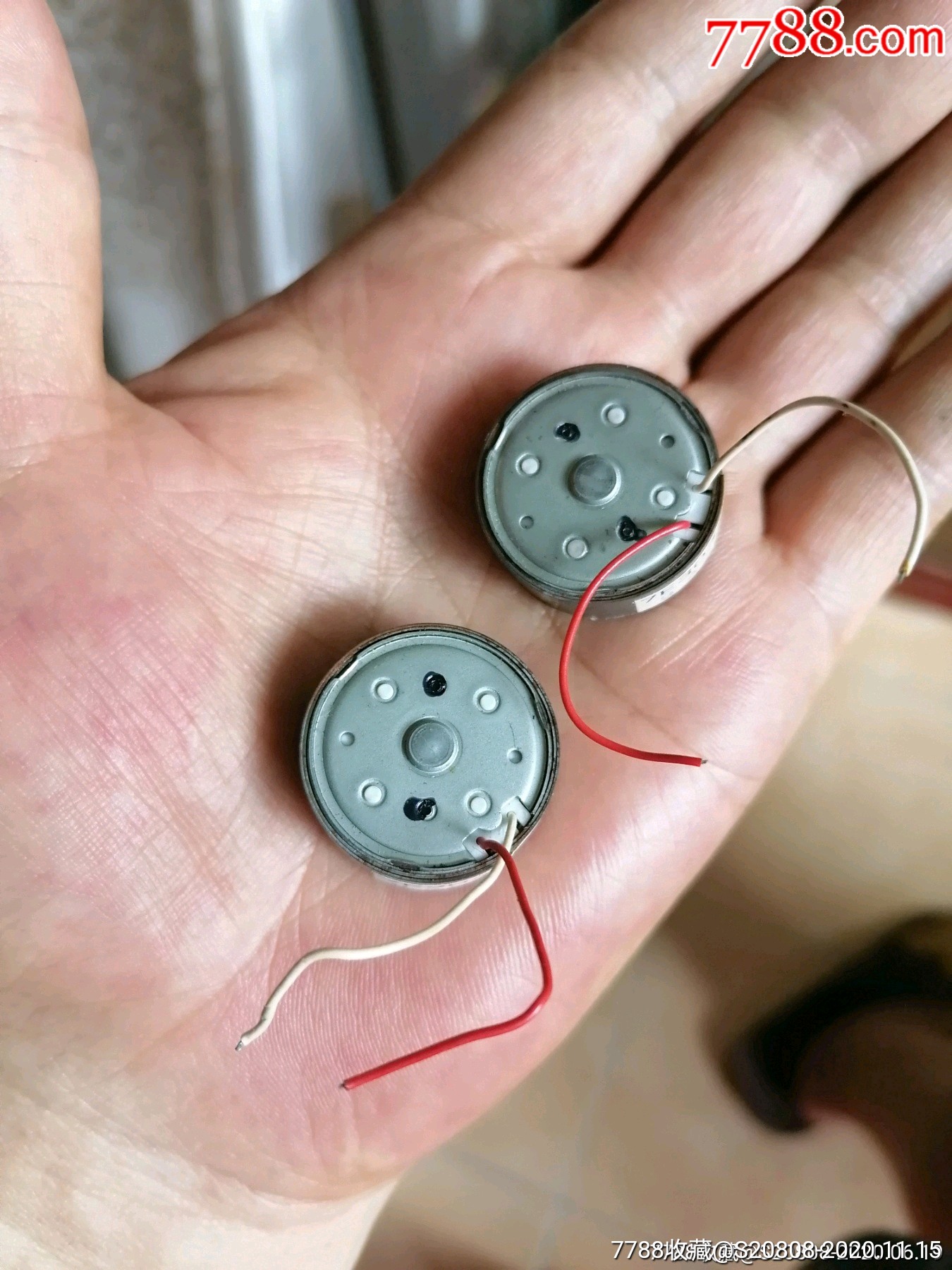 索尼随身听磁带机配件——磁头,电机