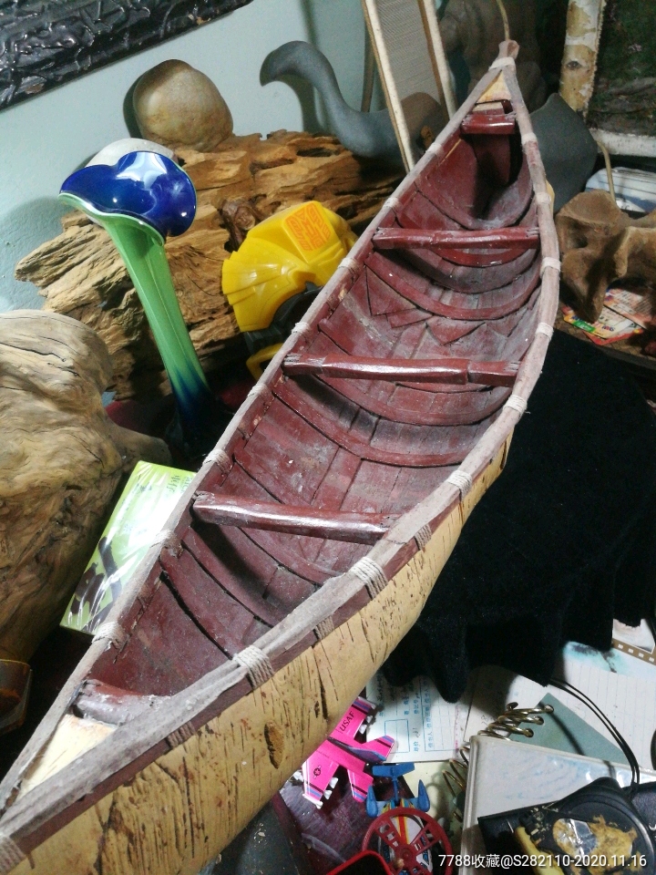 原生态桦树皮船