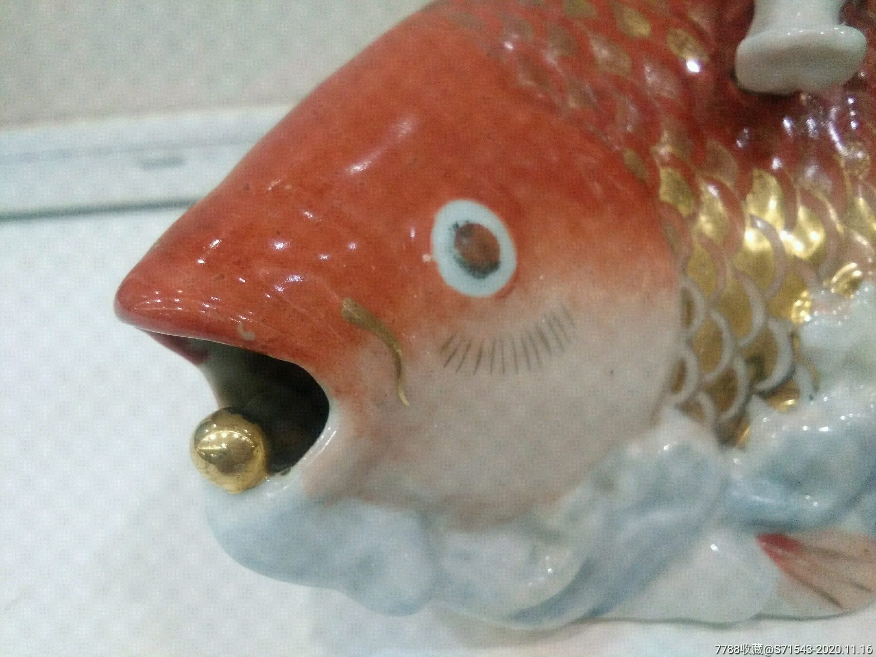 童子鲤鱼莲花台灯