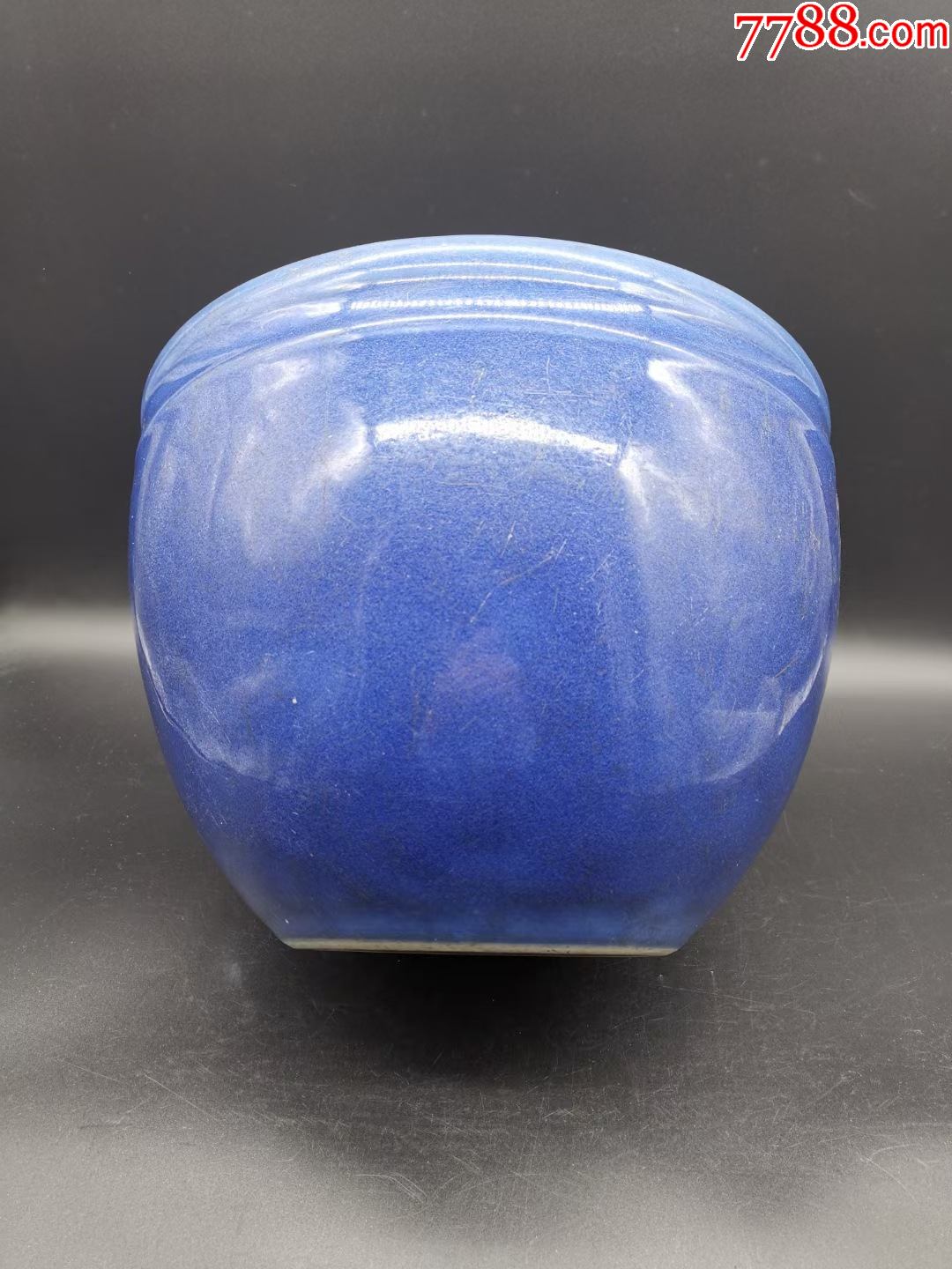 清康熙祭蓝釉卷缸