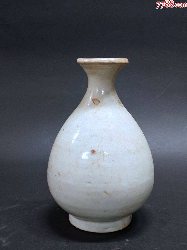 宋代白瓷瓶