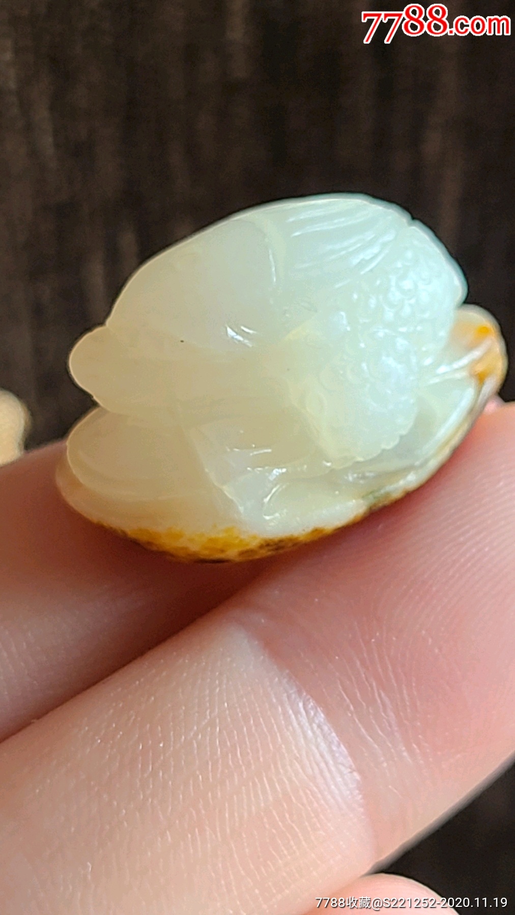 和田玉籽料金蟾吊坠新疆和田玉独籽小雕件和田玉籽料金蟾吊坠新疆和田