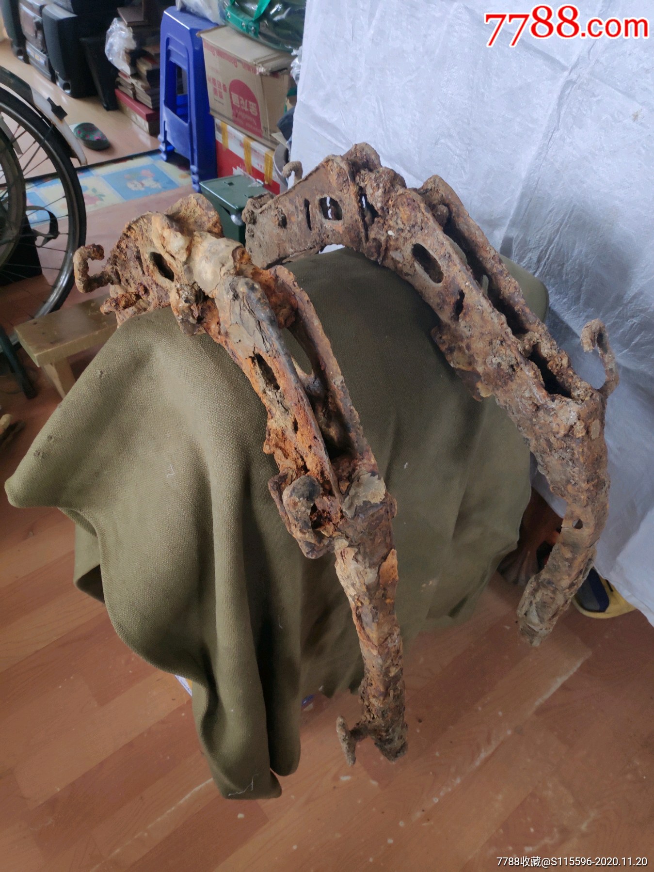 馆藏重器,日本遗留可调节铁马鞍