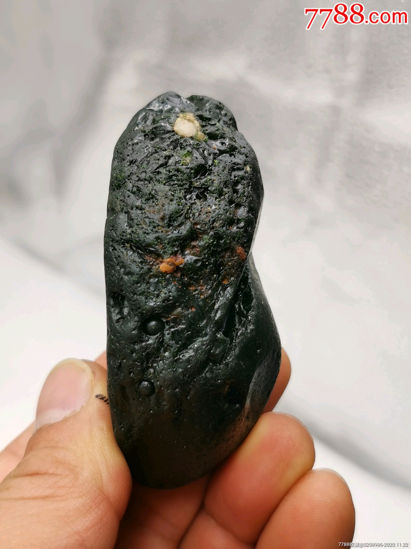 玻璃陨石原石