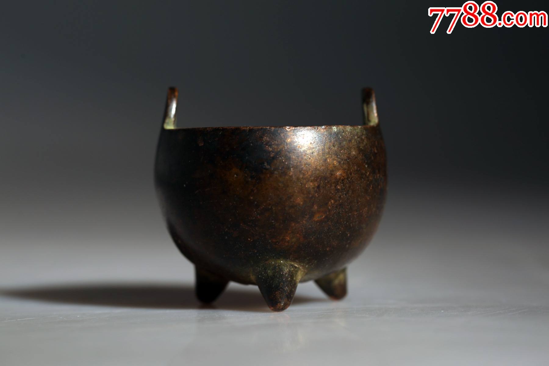 铜制双耳小香炉