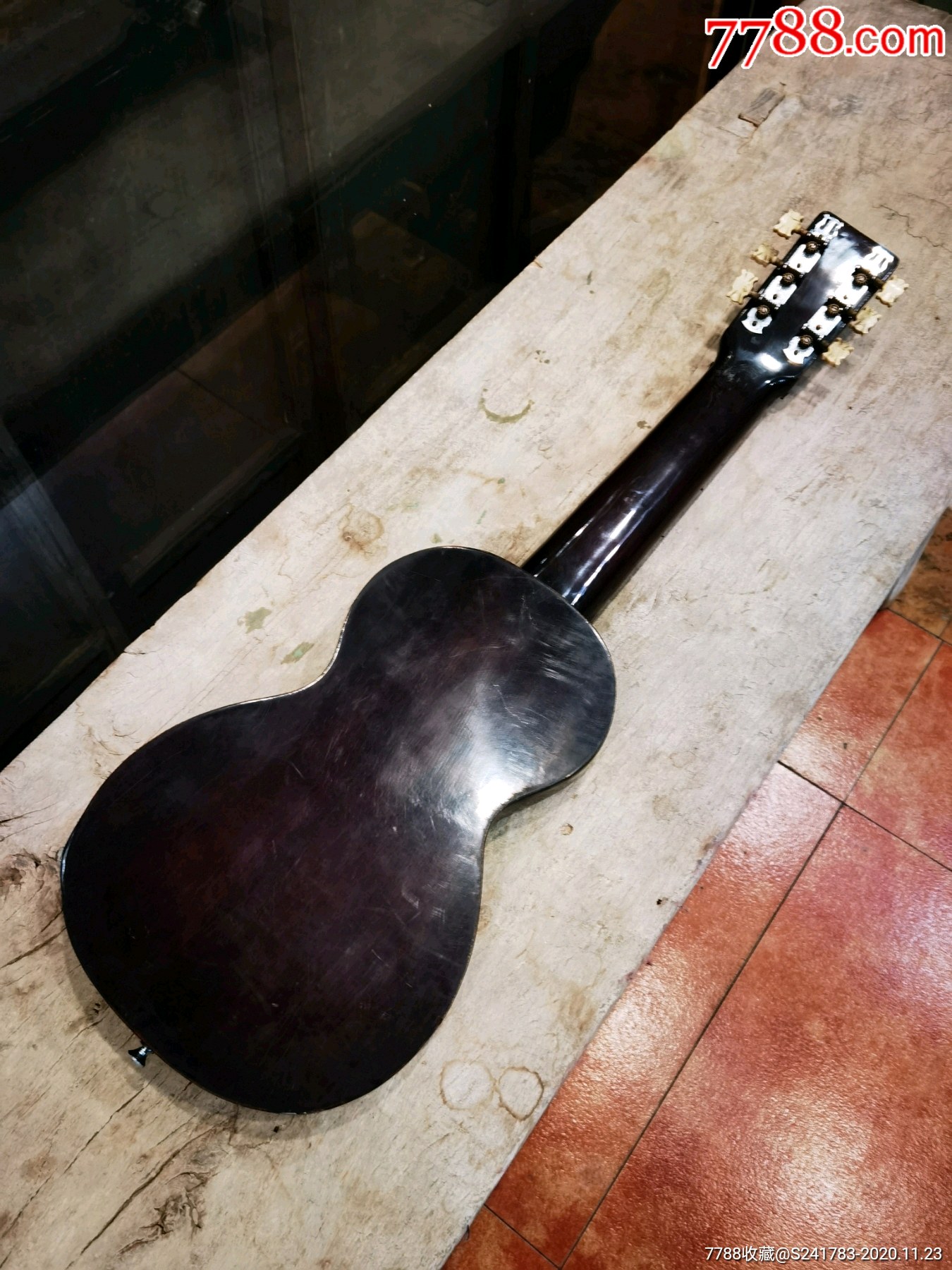 八十年代美声牌电吉他