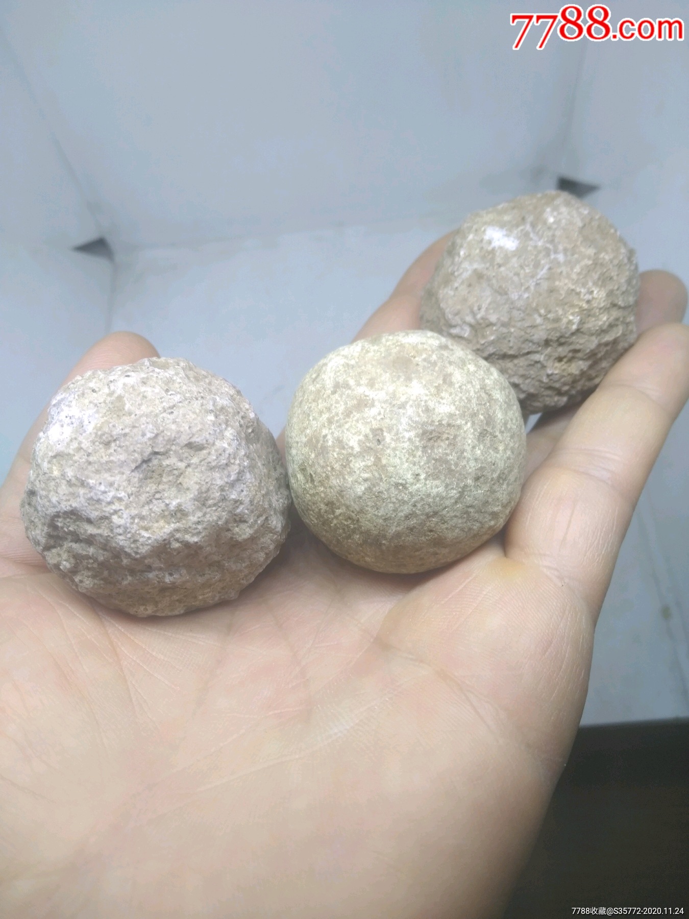 石球三个_石制工具滚动鼠标滚轴,图片即可轻松放大,缩小