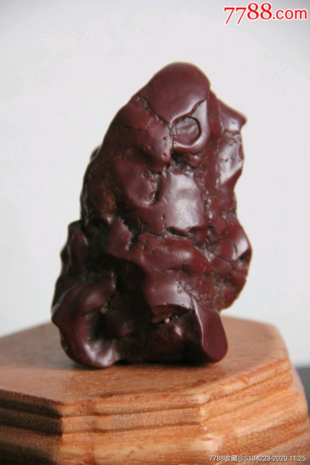 戈壁红碧玉手玩石