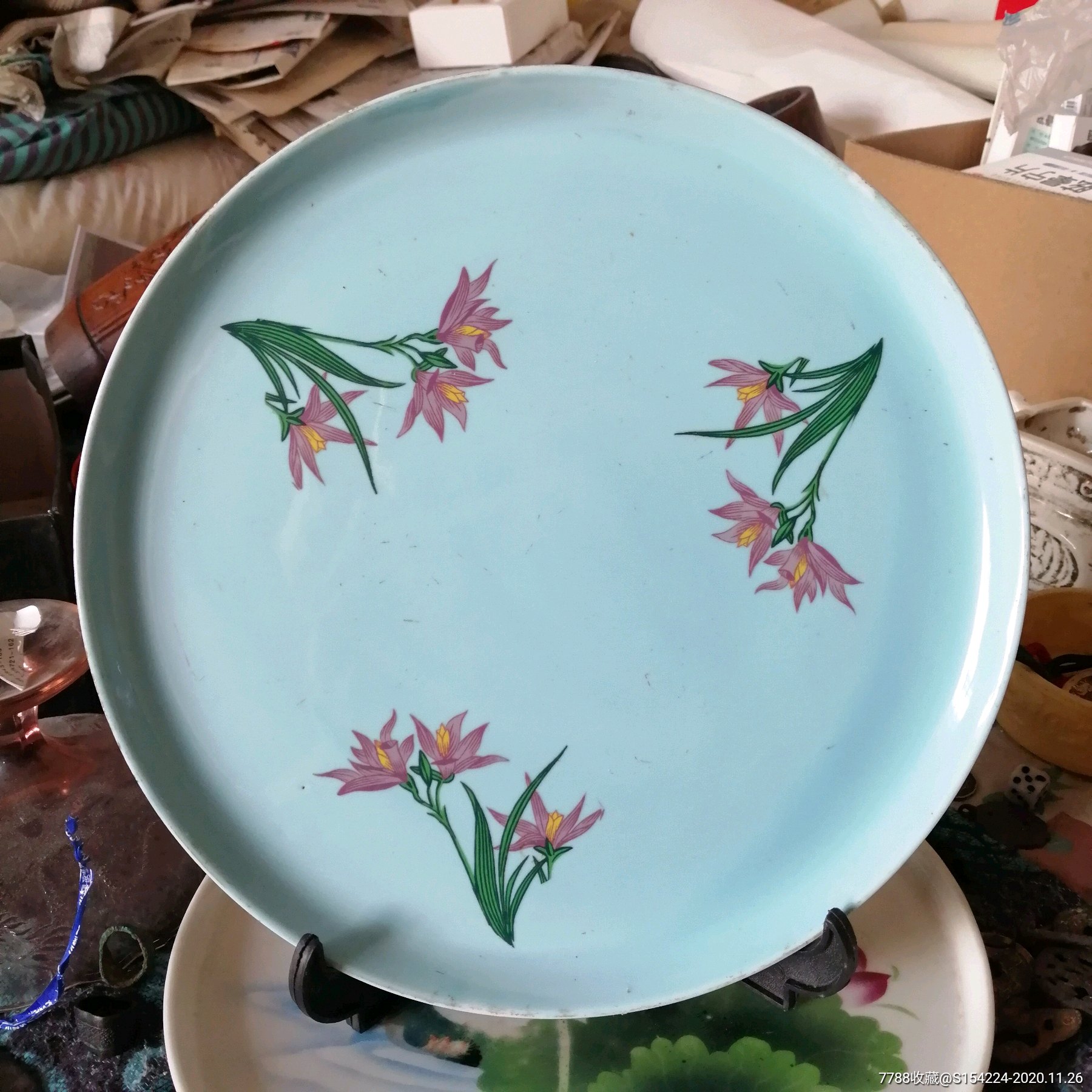 民国时期天青釉手绘三彩描金边兰花花卉茶盘全品