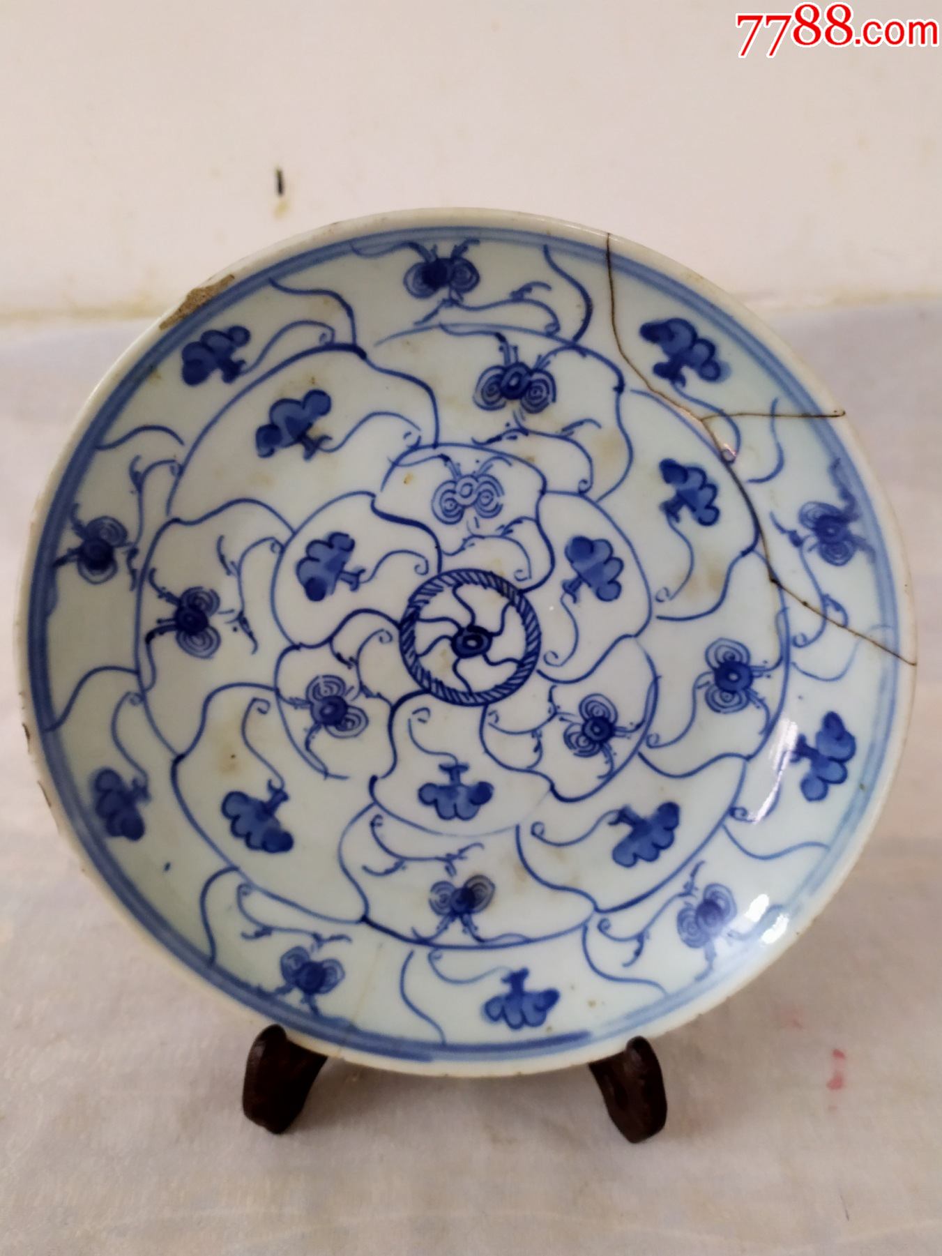 6443清雍正灵芝纹青花大盘