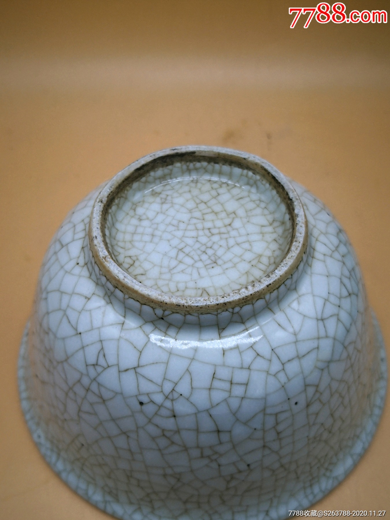 清代哥釉唇口碗