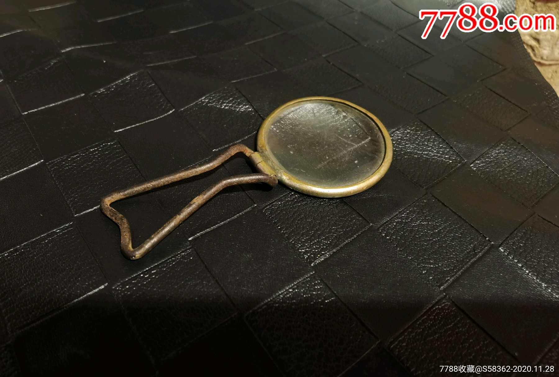 民国抗战时期国军使用的老铜折叠放大镜