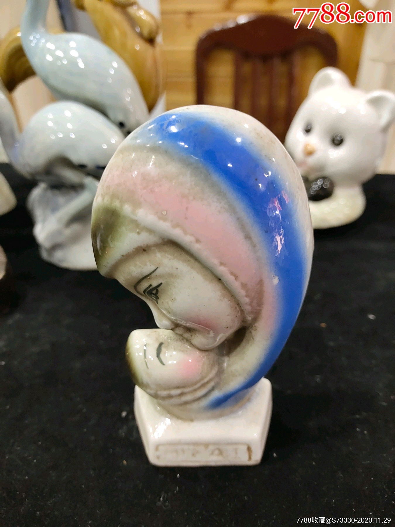 首页 零售 雕塑瓷/瓷雕 >> 瓷塑,70-80年代母爱