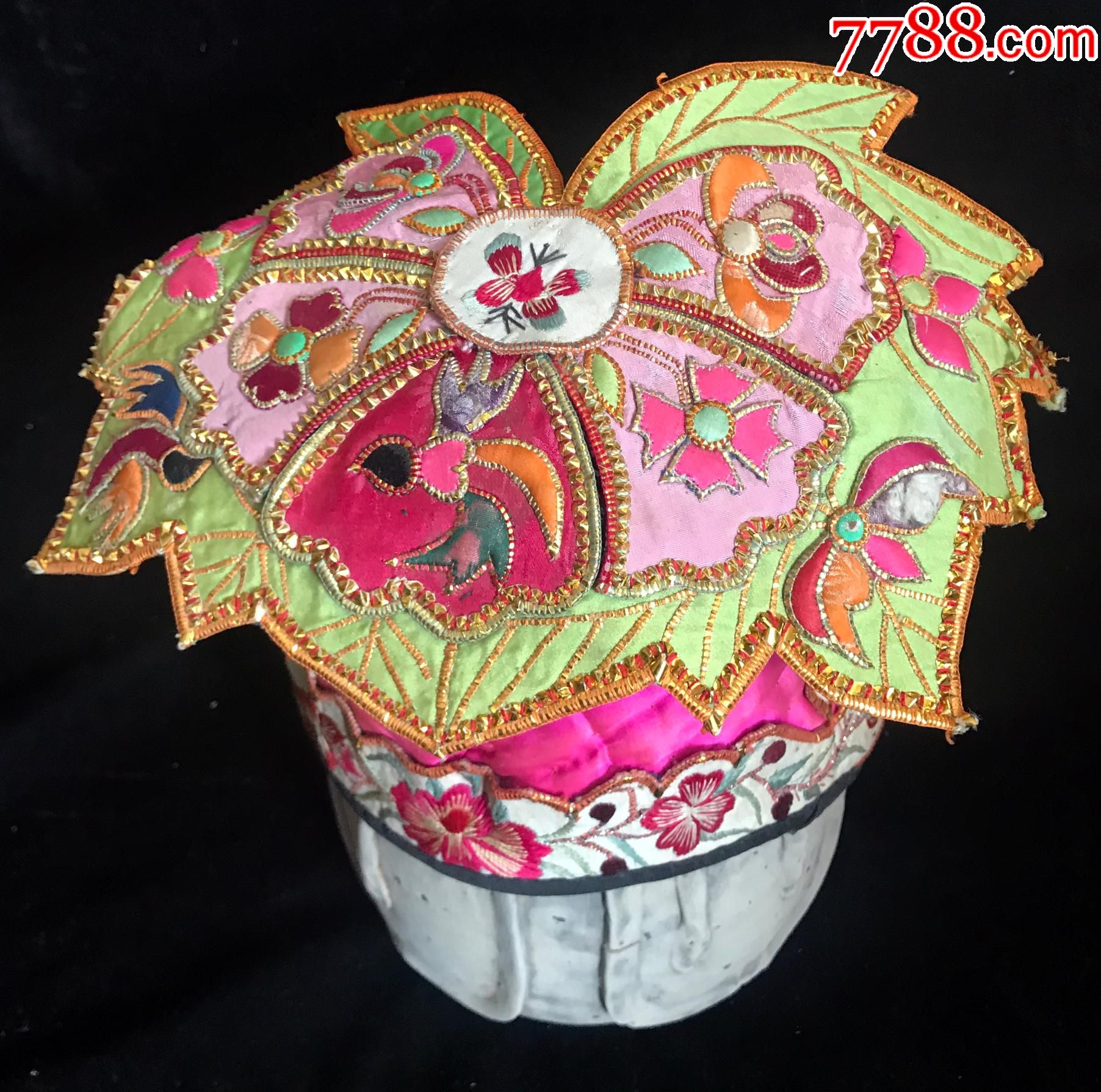 解放初期云南白族纯手工绣儿童小花帽