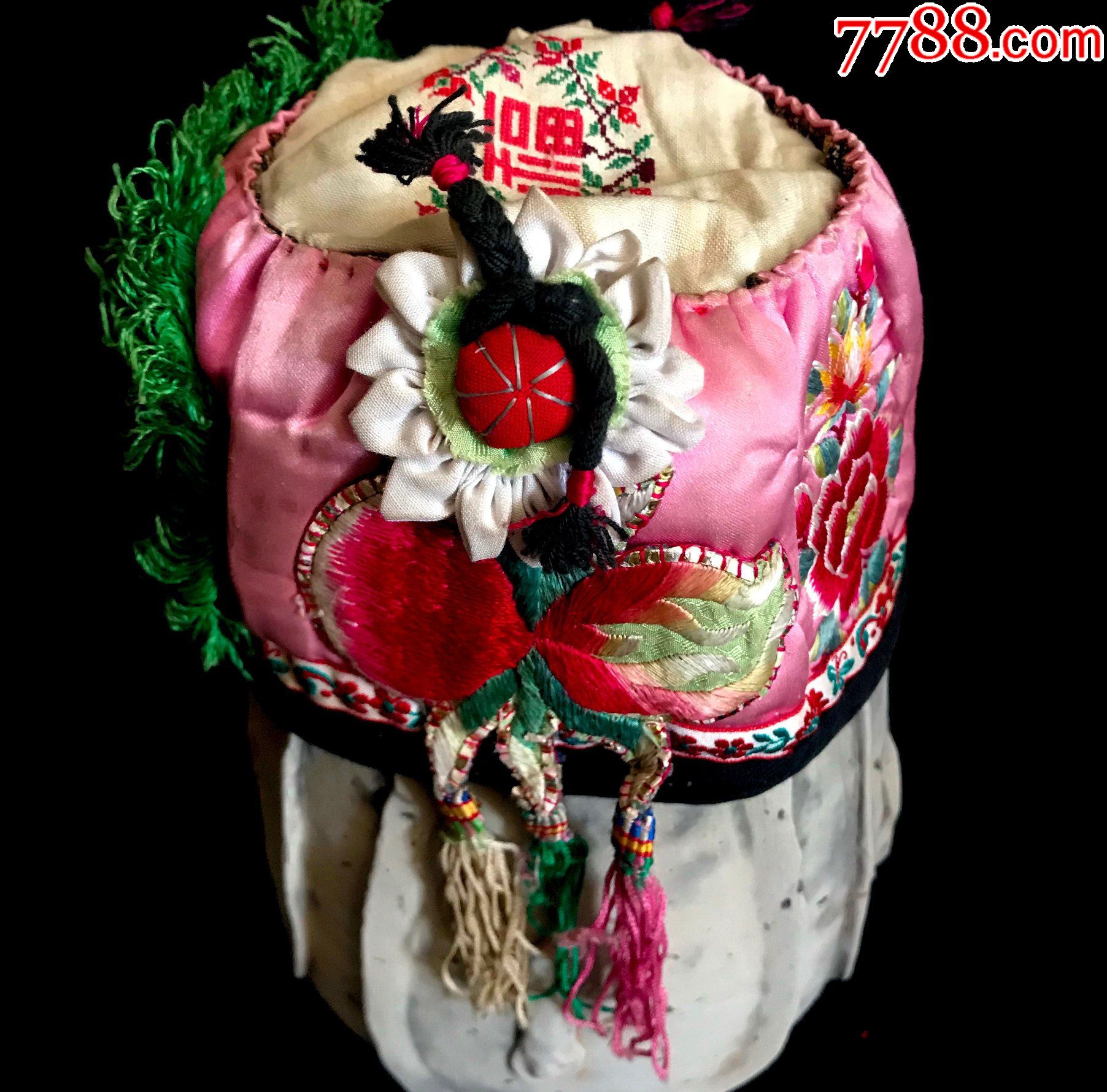 解放初期云南白族纯手工绣儿童小花帽
