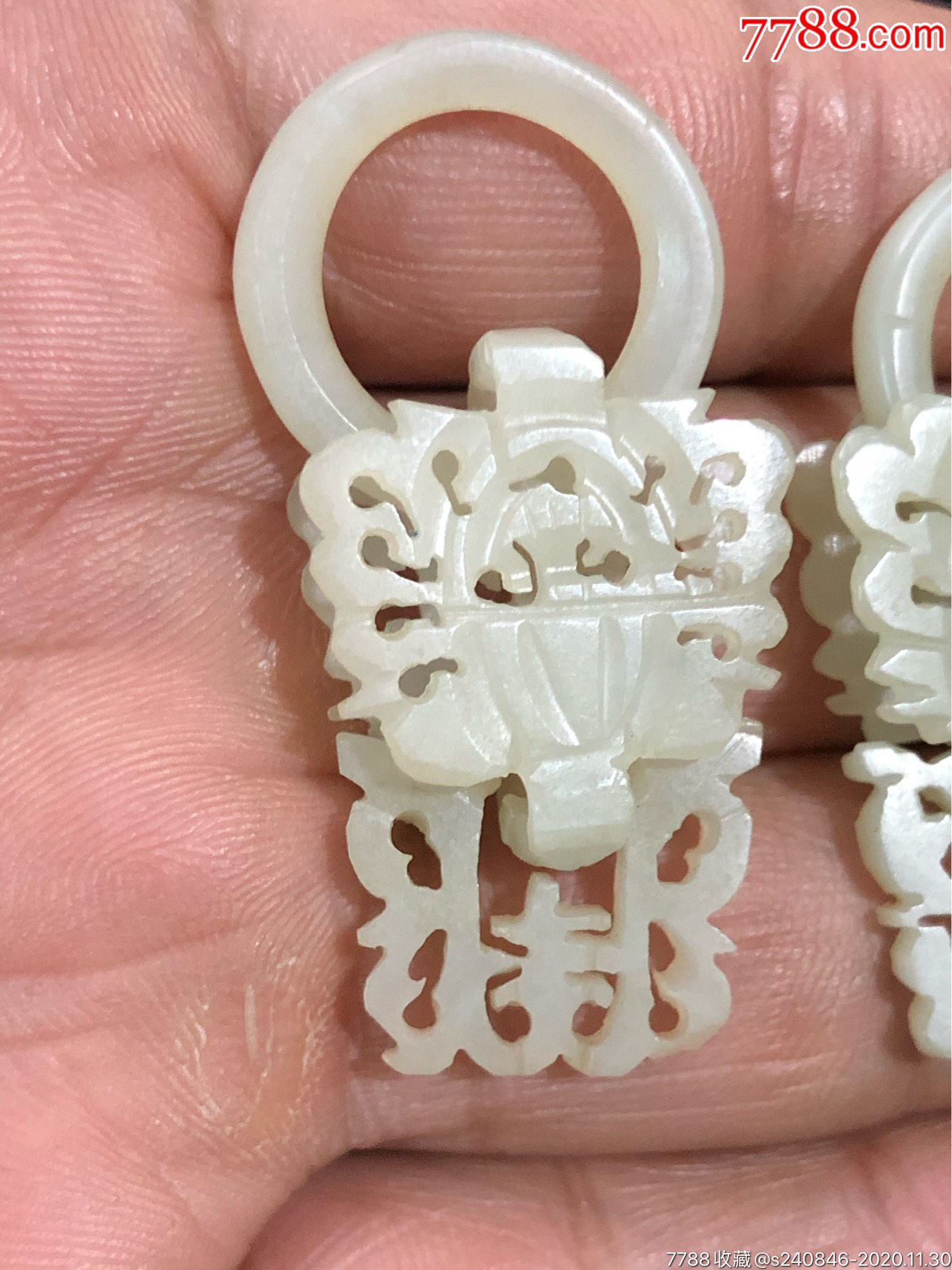 清代和田玉耳环