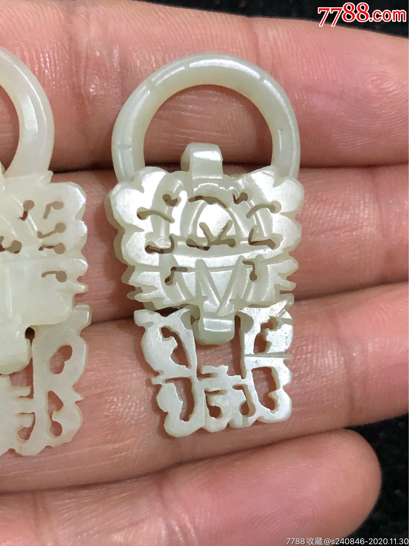 清代和田玉耳环