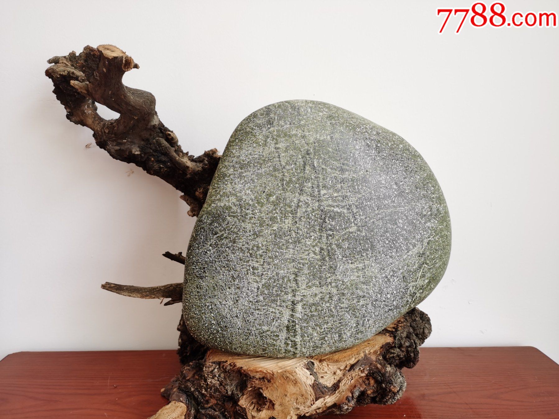 蛇皮纹摆件西藏藏玉奇石观赏石