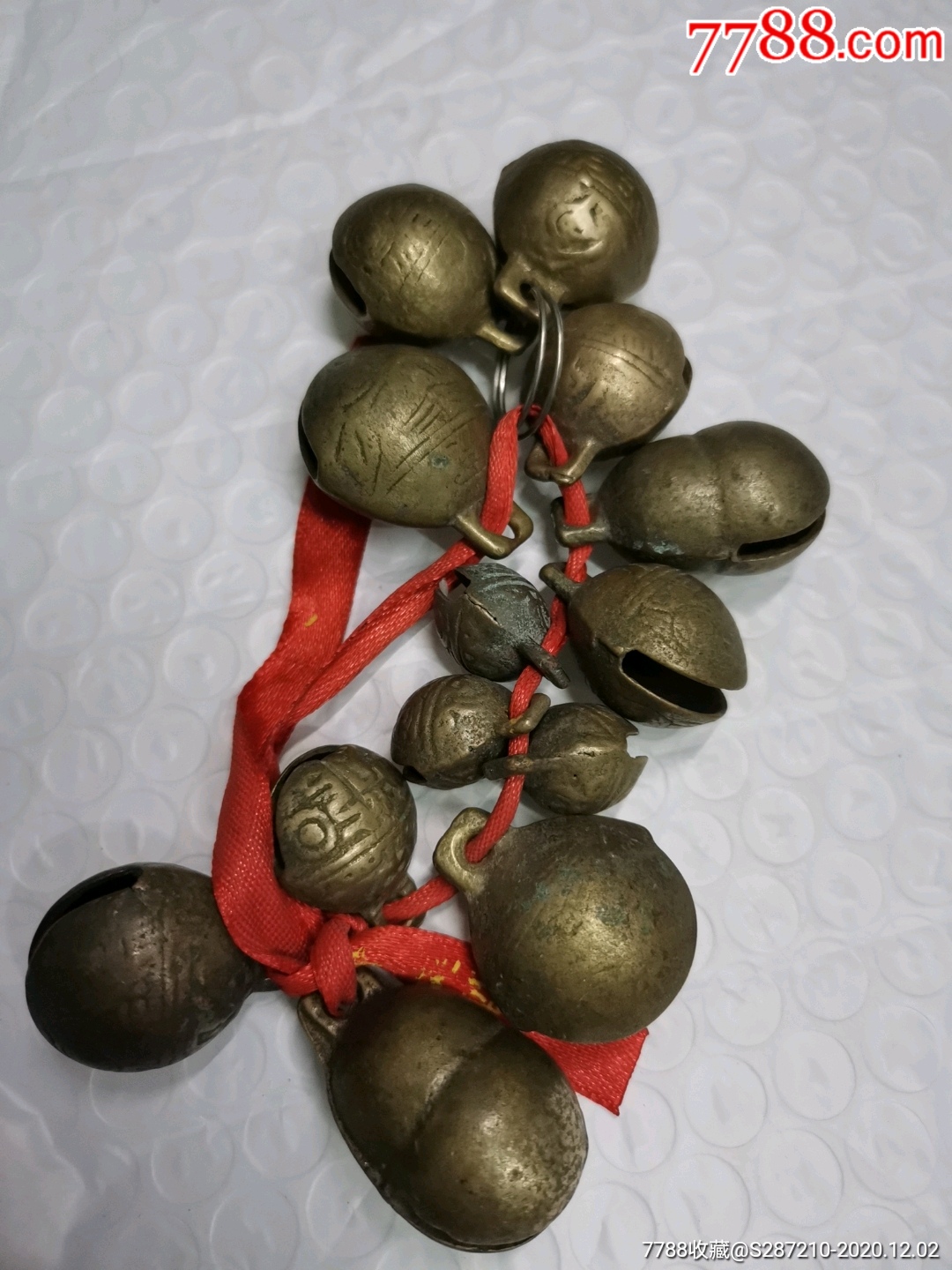 一串铜铃铛
