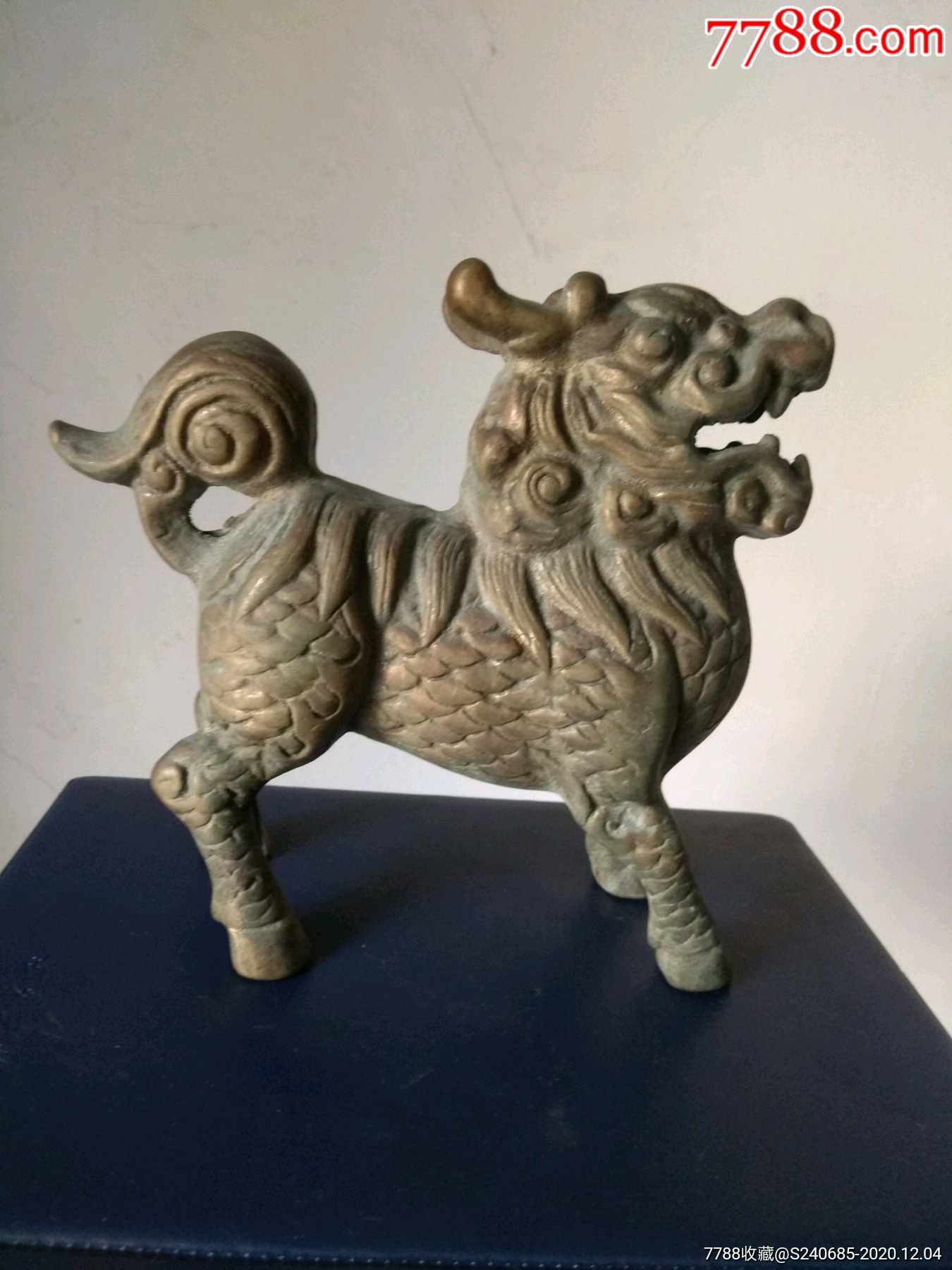 民国铜麒麟摆件