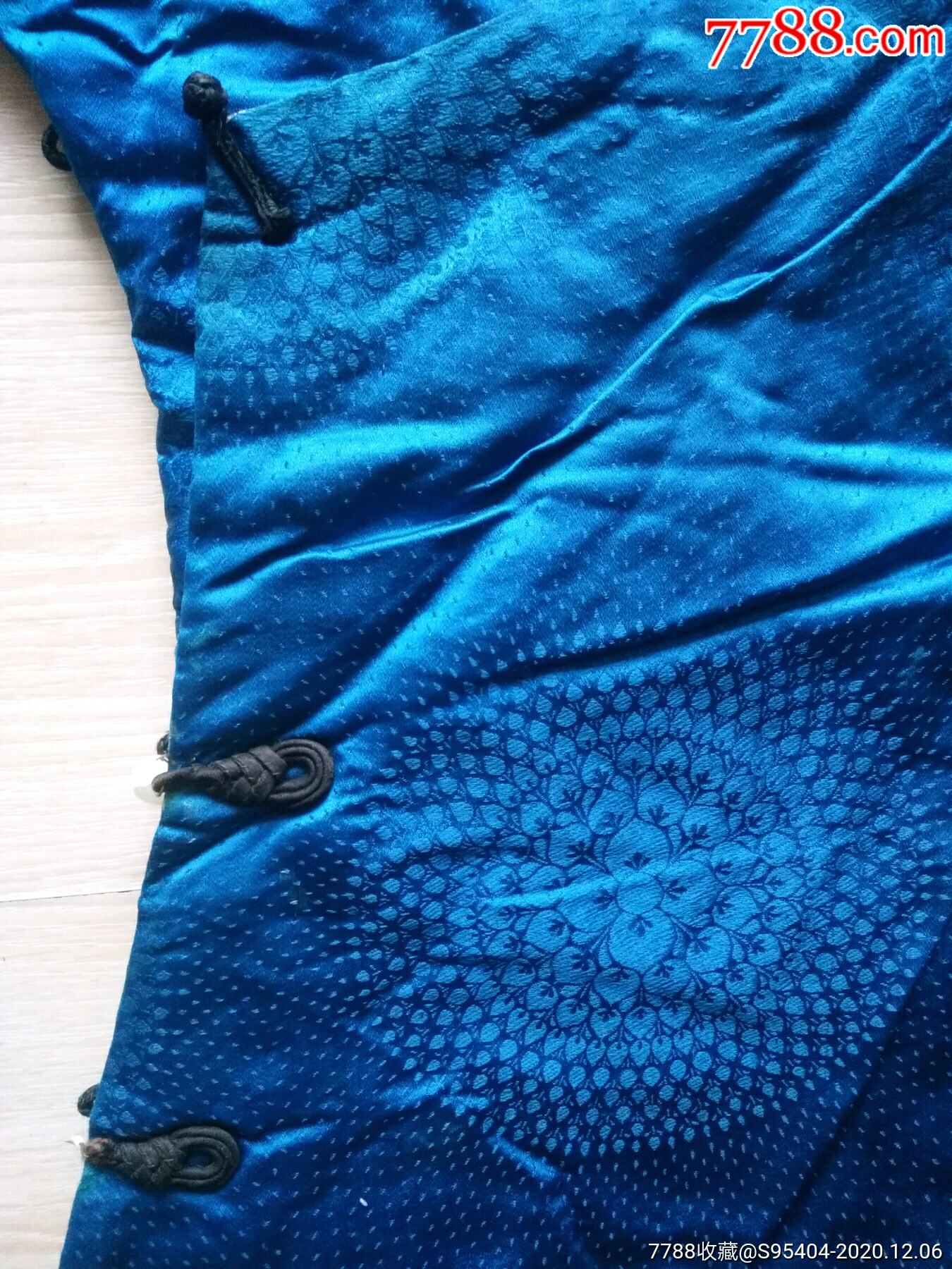 大襟棉袄8 绸缎图片