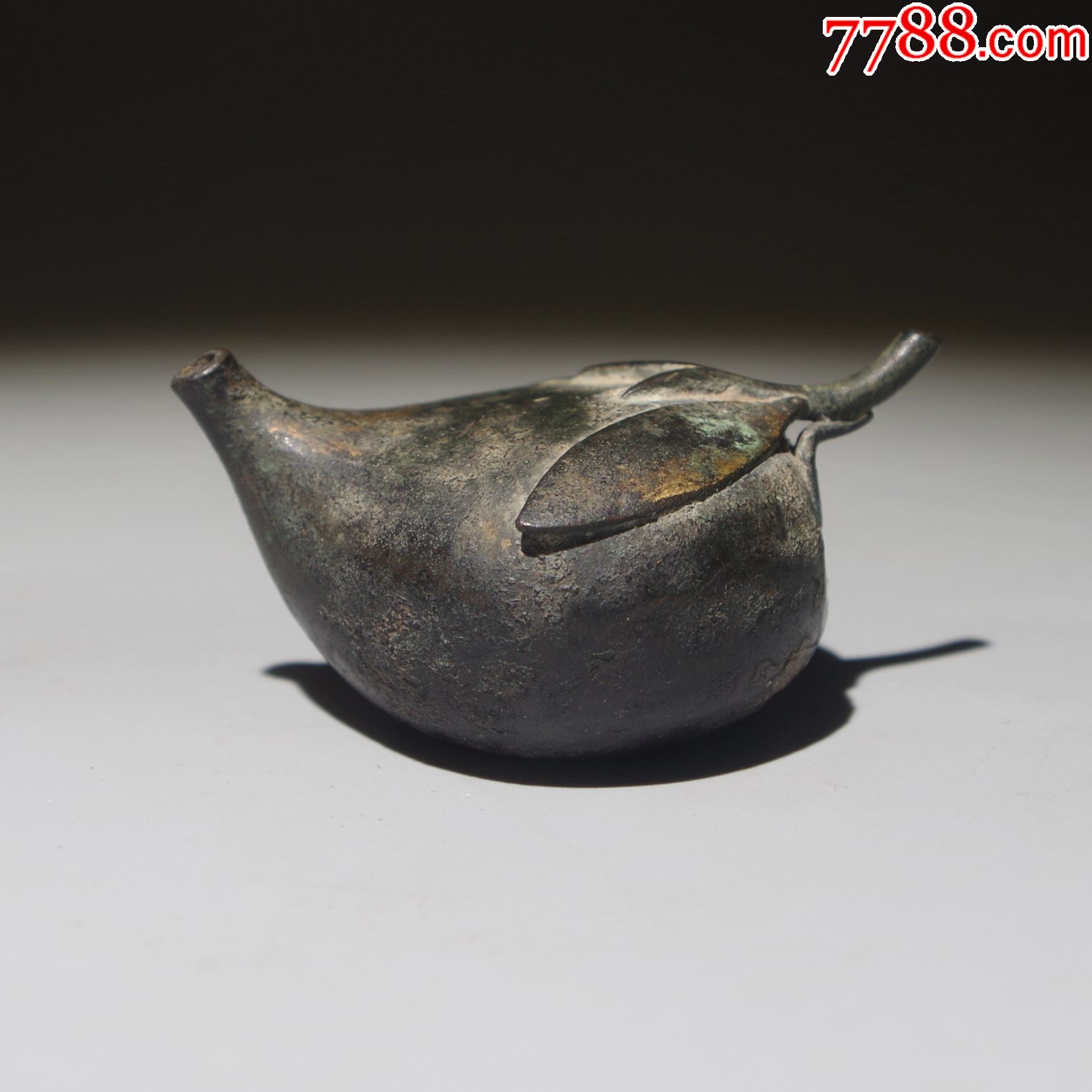 明代铜水盂水滴铜鎏金桃形文房砚滴收藏级