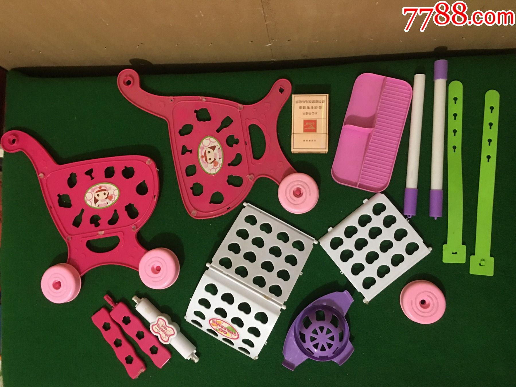 童车等塑料玩具零件