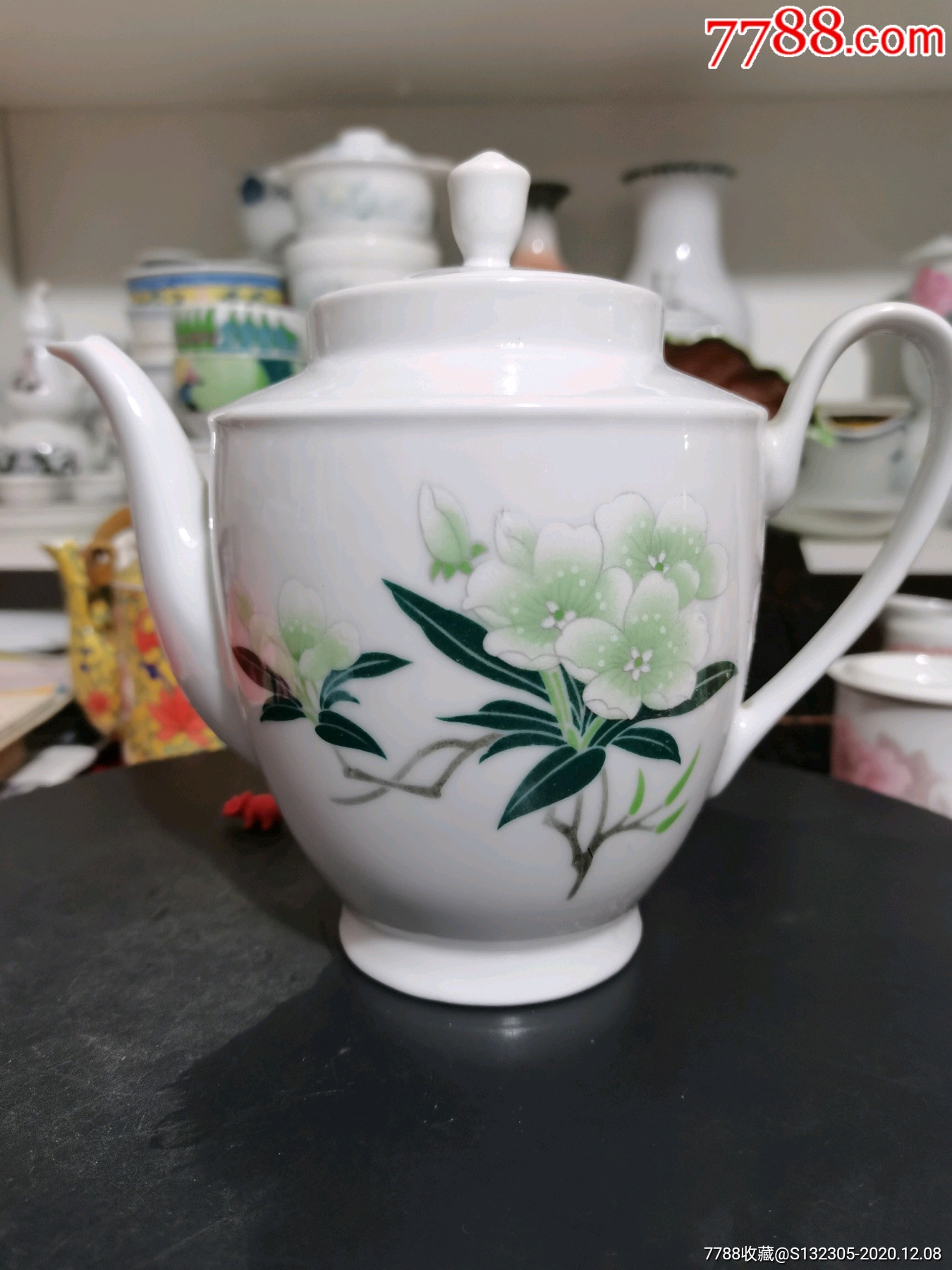 醴陵群力手绘梨花方肩壶