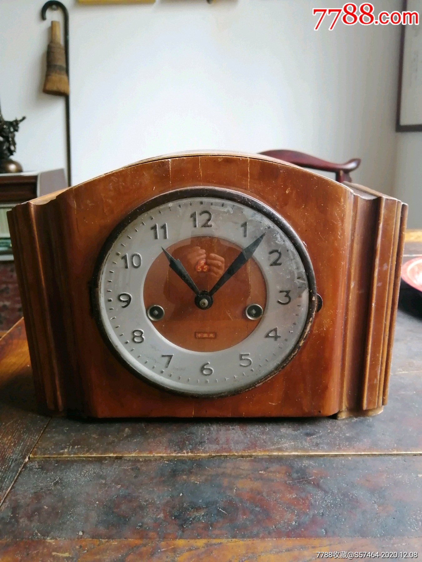 中国名牌三五座钟