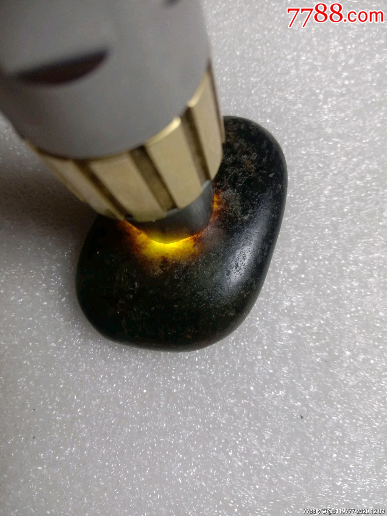 万年黑皮籽料-和田玉-7788收藏