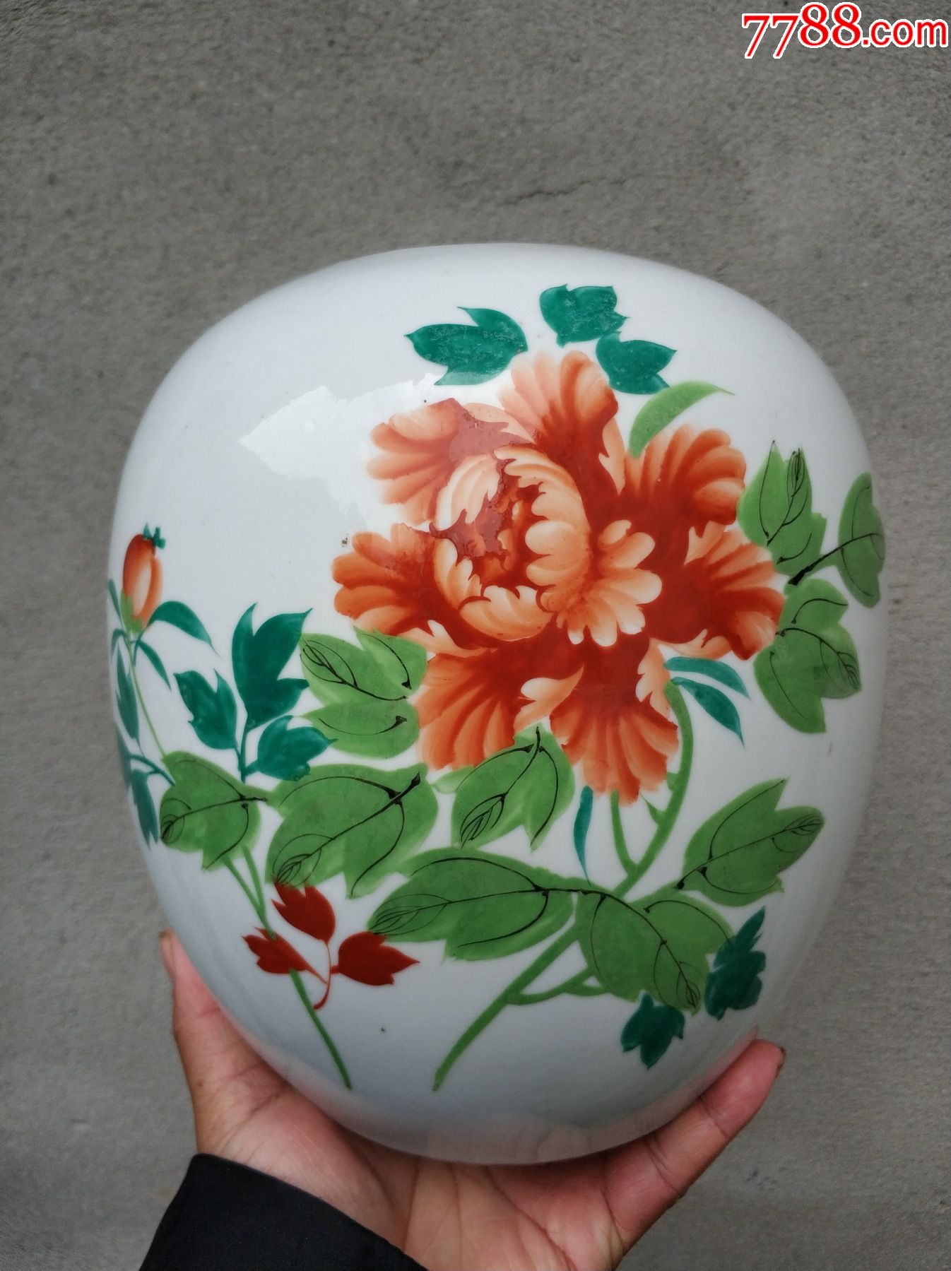 高22厘米,直径17厘米,全品粉彩瓷器坛子,差盖子_彩绘瓷/彩瓷_第1张