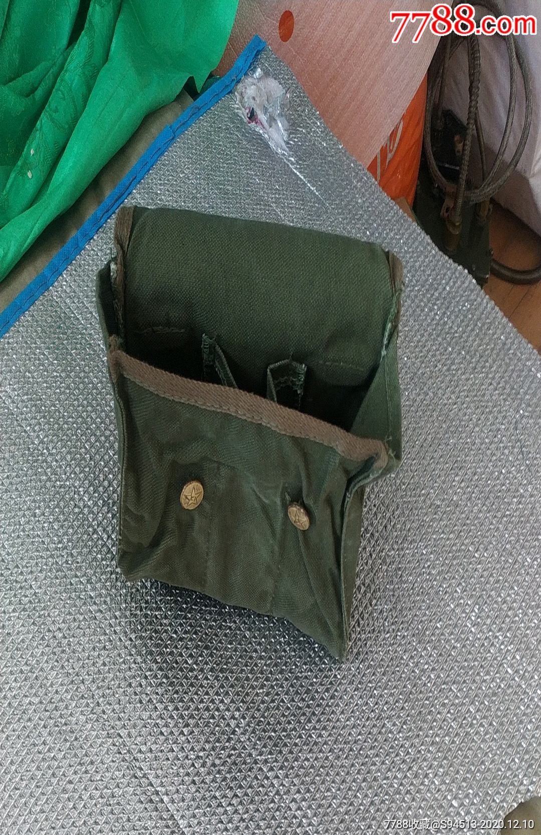 老式车载乘员配备的腰挂帆布老式帆布手榴弹袋