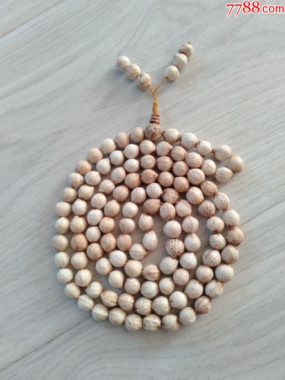 首页 零售 菩提手串/佛珠 >> 108粒莲子菩提佛珠,包邮._价格20.0000元