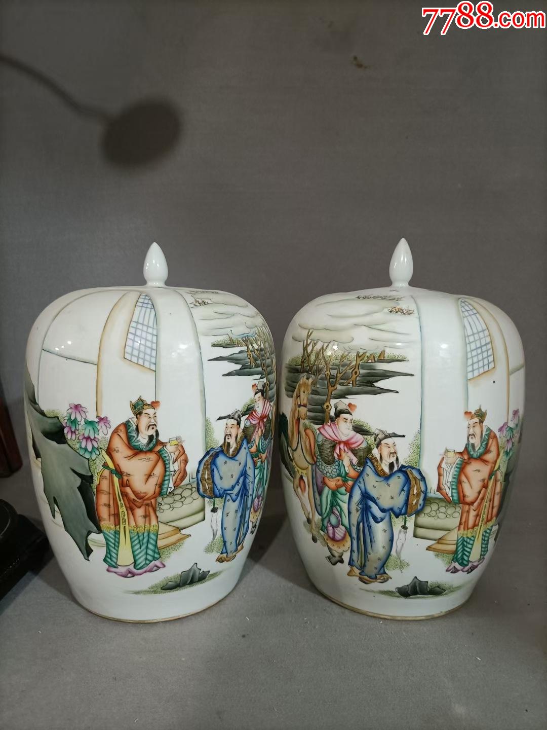 晚清民初时期珠山西轩粉彩人物大尺寸冬瓜罐一对