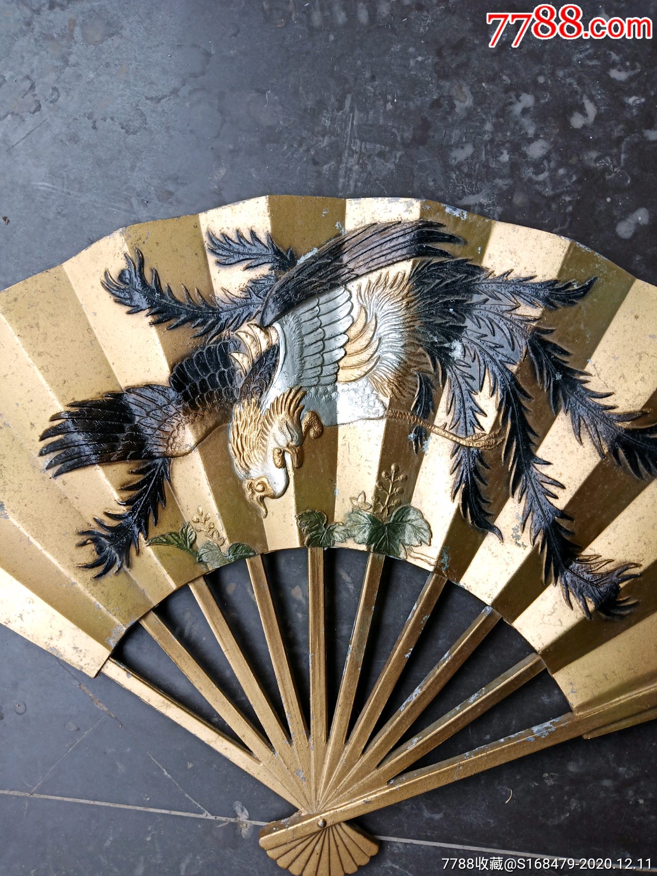 雕刻凤凰图案铝扇子(少见)