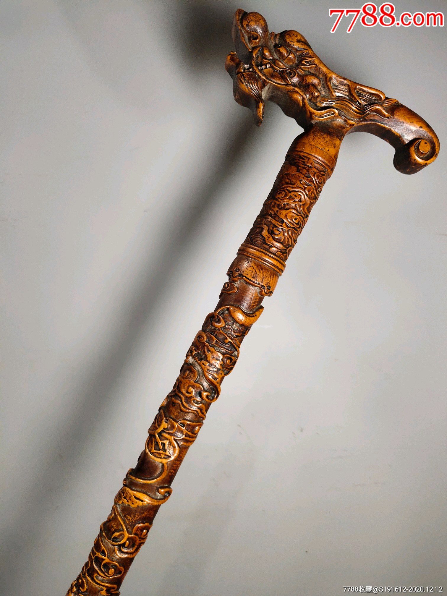 旧藏桃木拐杖老桃木纯手工雕刻五福临门祥云龙头拐杖直径长88厘米宽18