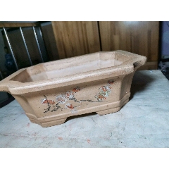 商品名称:七八十年代中国宜兴款黄泥梅花图案紫砂花盆