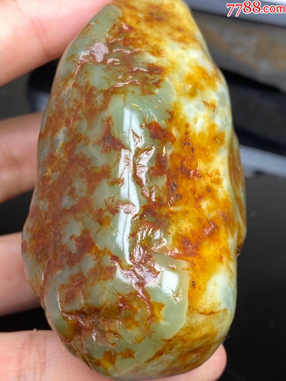 4416收藏级和田玉红皮山流水籽料原石287克