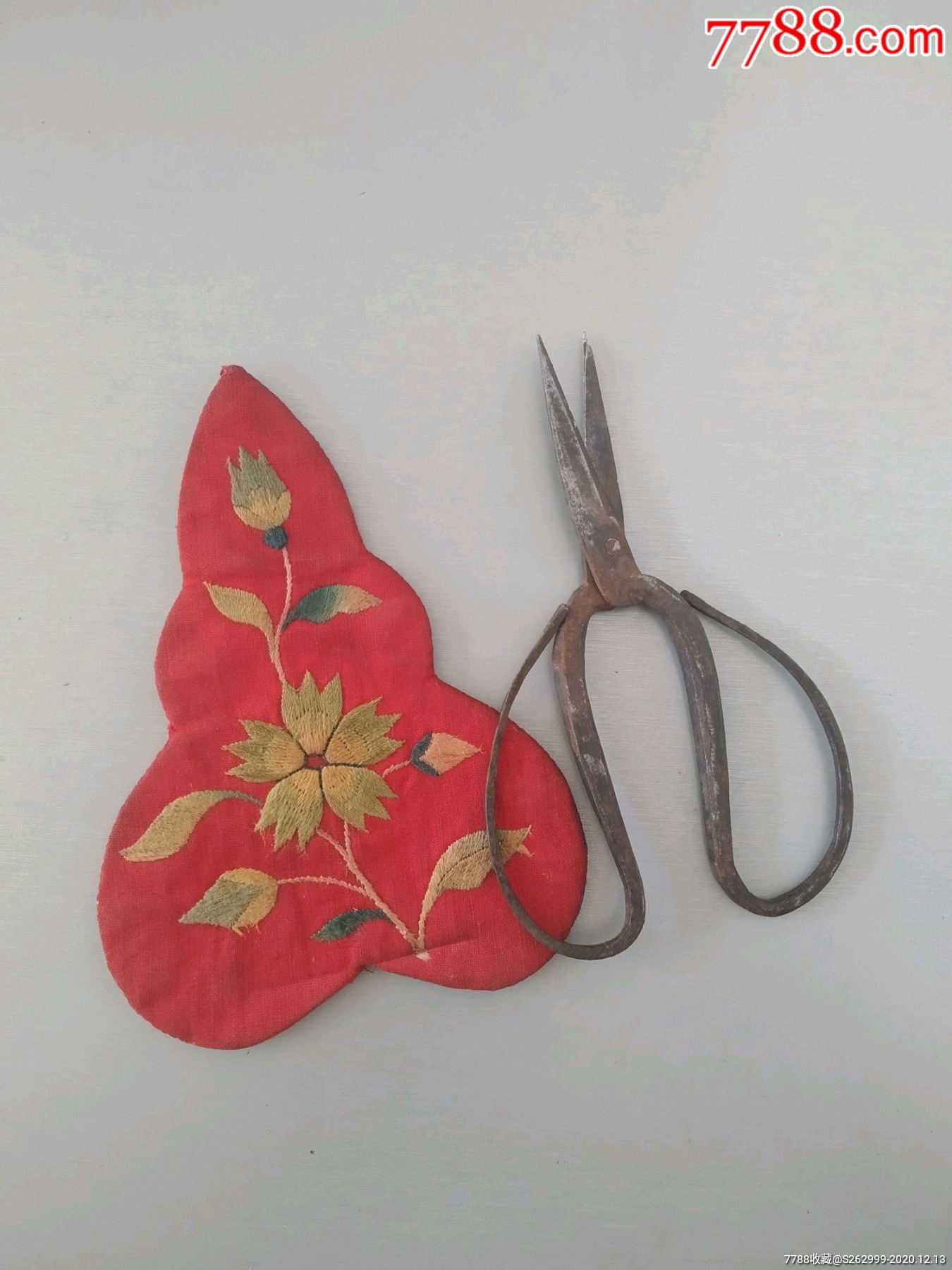 老绣品剪套,老刺绣,小剪刀,一套_其他布艺品_图片收藏_回收价格_7788