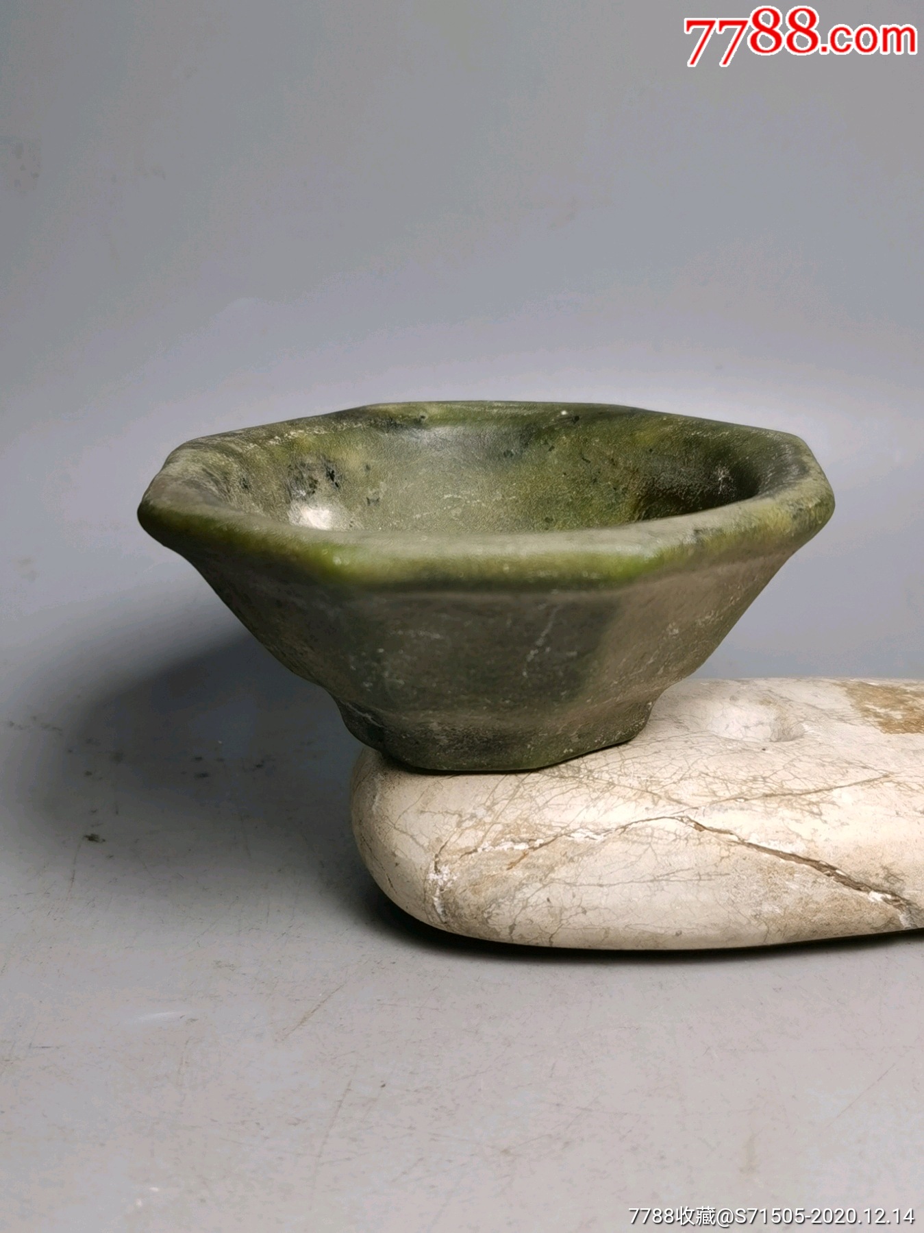 以前收的高古老玉碗