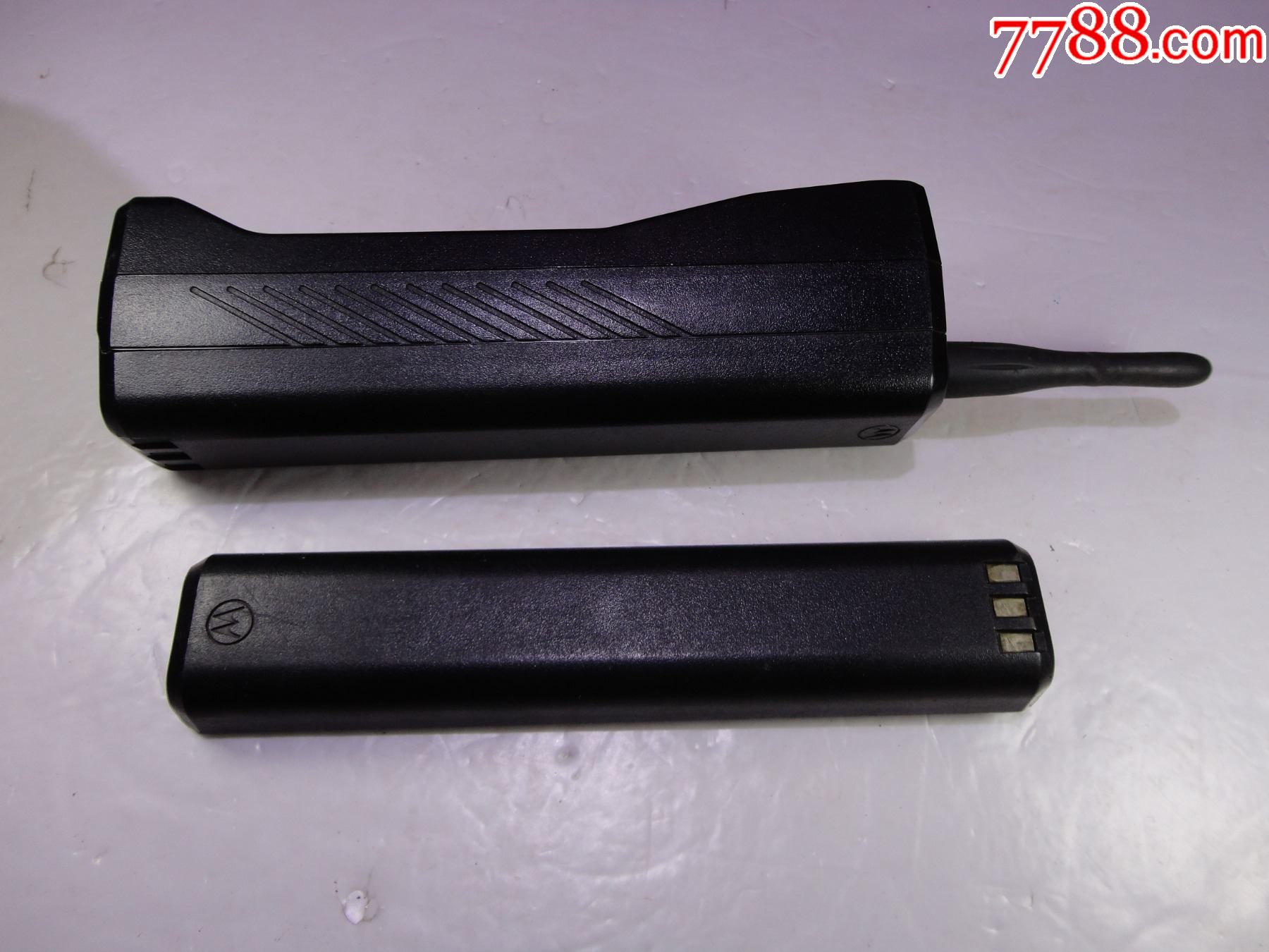 90年代老电话手机大哥大2块电池-大哥大-7788烟标收藏