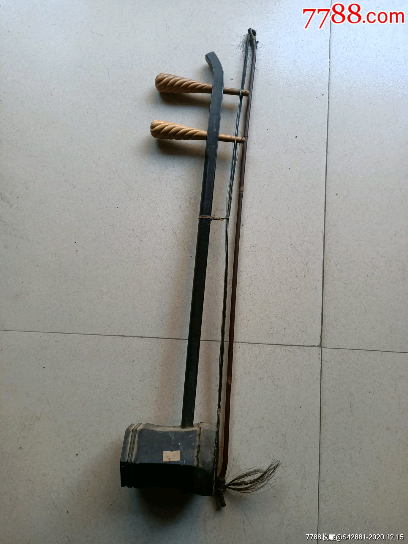 北京民族乐器厂星海牌二胡.高63厘米.