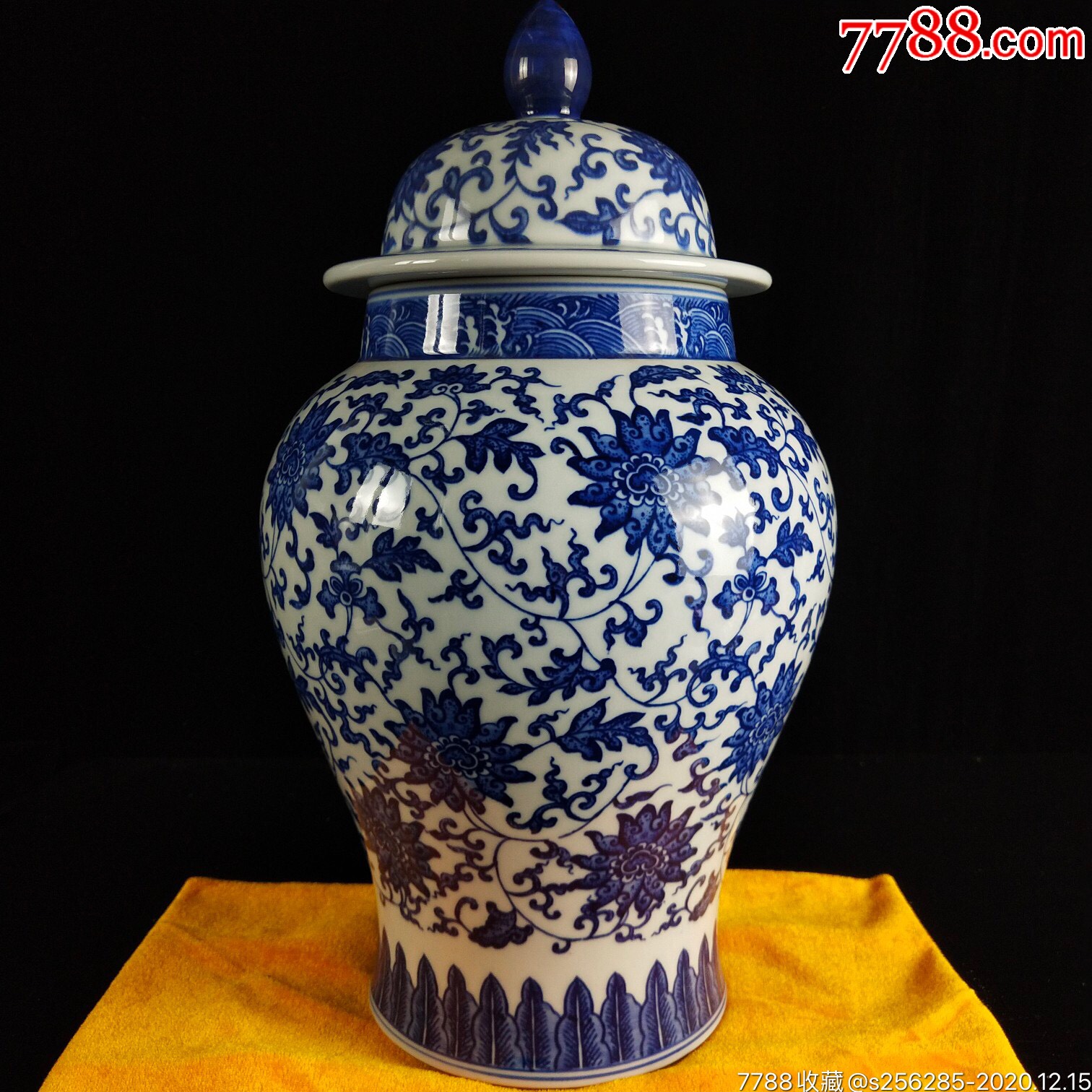 大清乾隆年制青花缠枝纹将军罐,磨损自然,品相完美,高39,肚径22cm