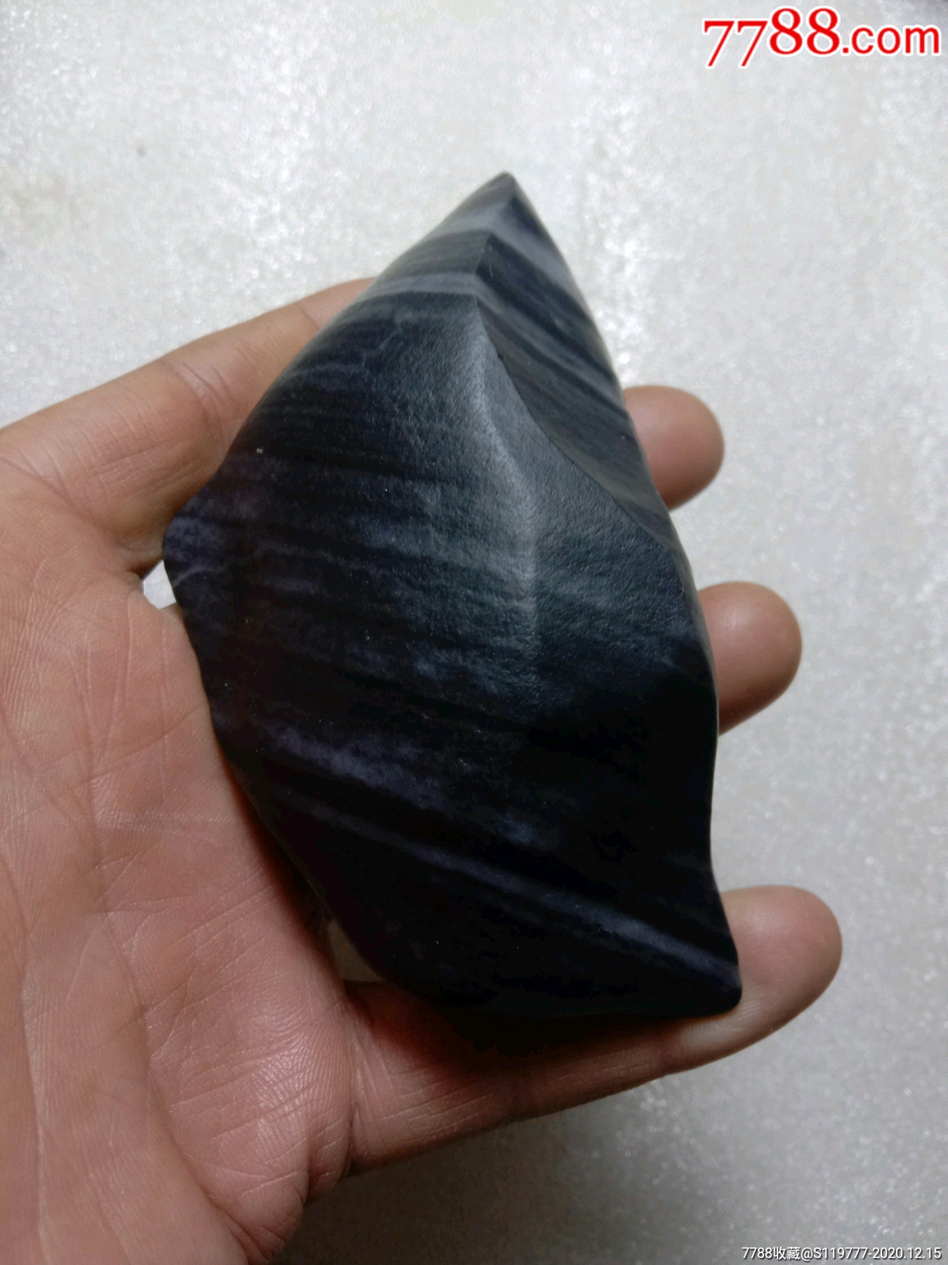 精品戈壁墨青玉地表料