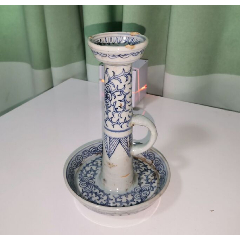 中国六朝時代蓮花模様青磁油灯 中国六朝時代蓮花模様青磁油灯