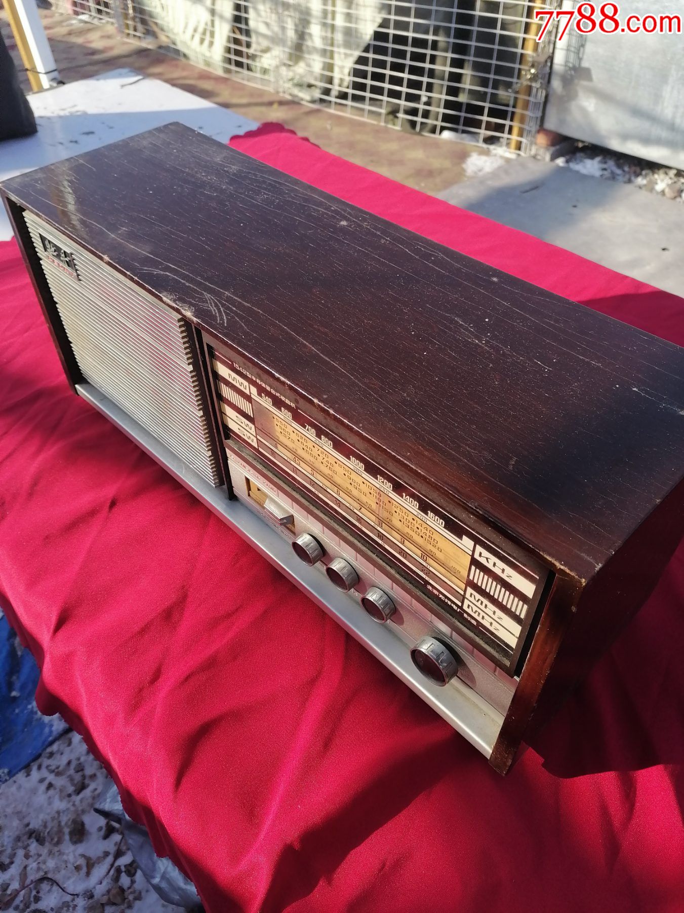 《牡丹1542半导体管收音机》老式大型收音机三波段