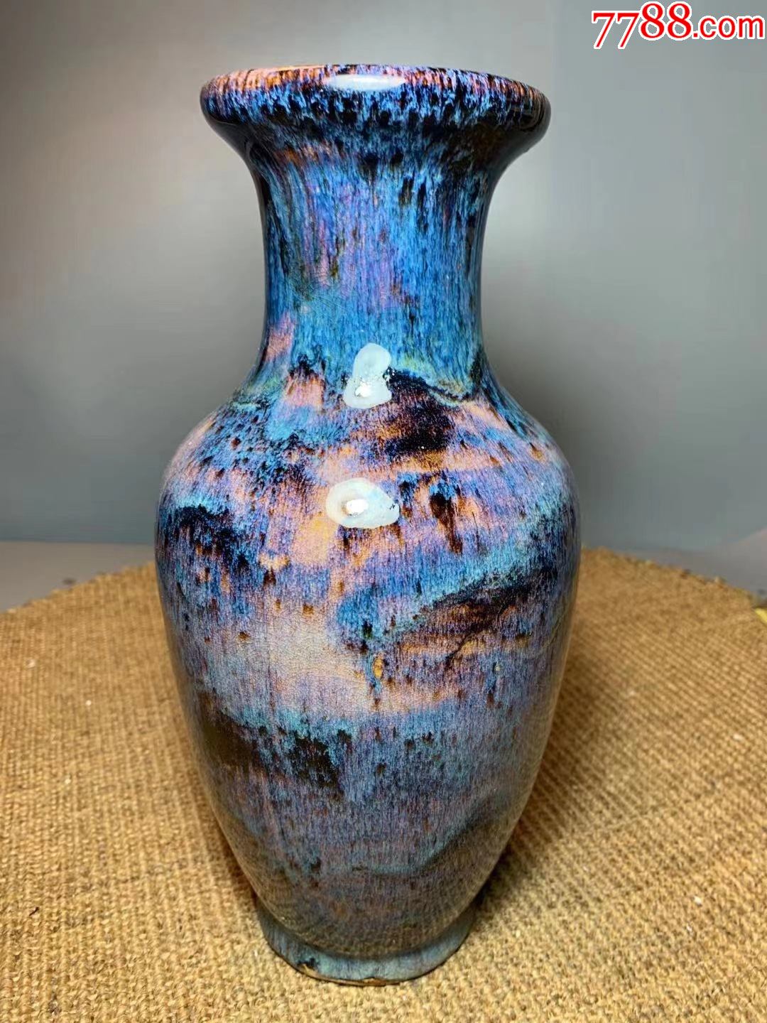 七八十年代精品石湾钧蓝釉窑变花瓶