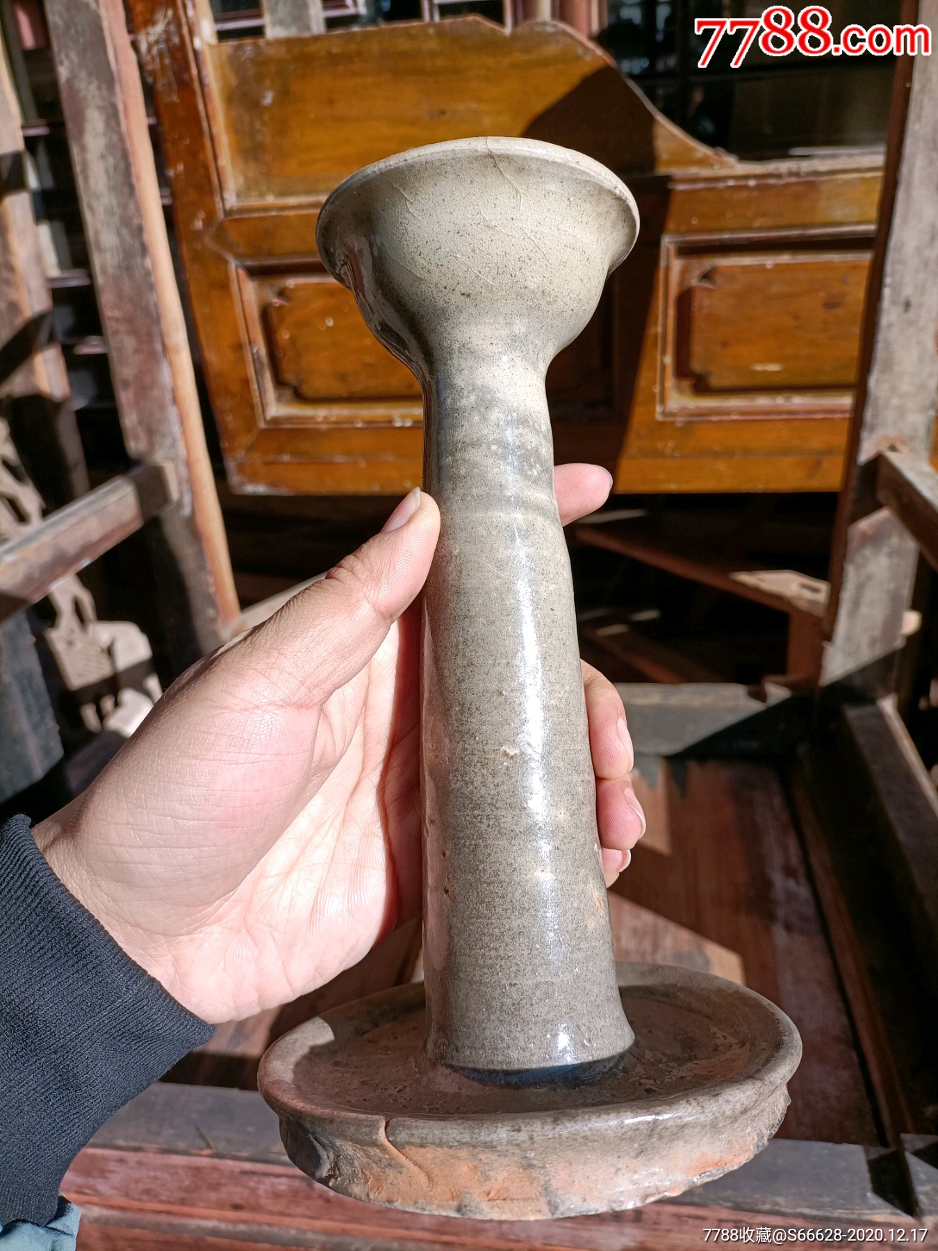 民国烛台,很大,如图包老保真